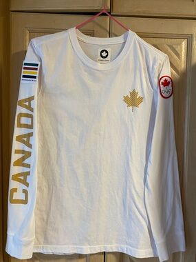 Hudson's Bay Team Canada Long Sleeve Tee - White & Gold Maple size Small